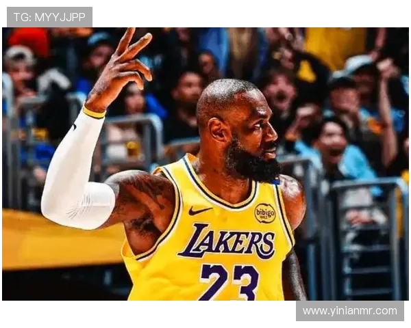 詹姆斯迎来生涯新高全能表现 湖人击败勇士晋级季后赛